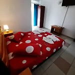 Casa Rares