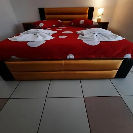 Casa Rares 3*