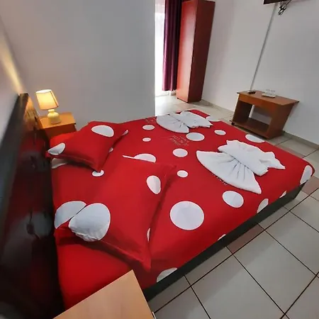 Gasthuis Casa Rares *