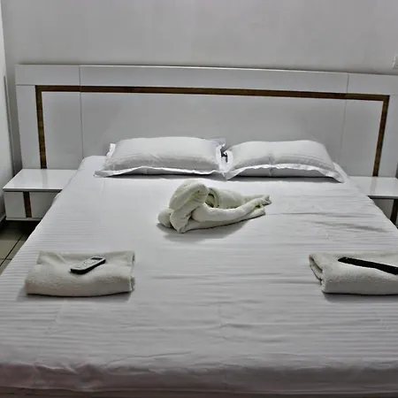 Casa Rares